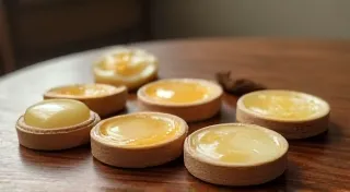 Choosing the Right Wax for Antique Furniture: Types and Application